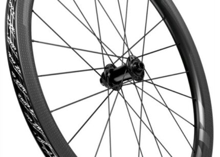 Zipp 303 Firecrest® Carbon Disc Tubeless Vorderrad